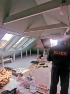 ustanovka-mansardnyh-okon-velux-2023-07-10-1.jpg